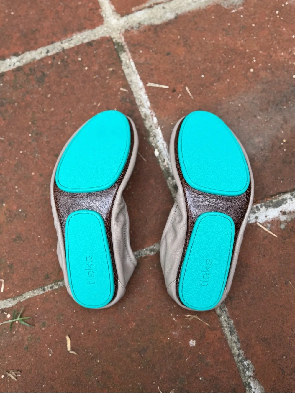 Auth Tieks Ballet Flats Size 9 | Gorgeous Taupe Leather | Like New Condition